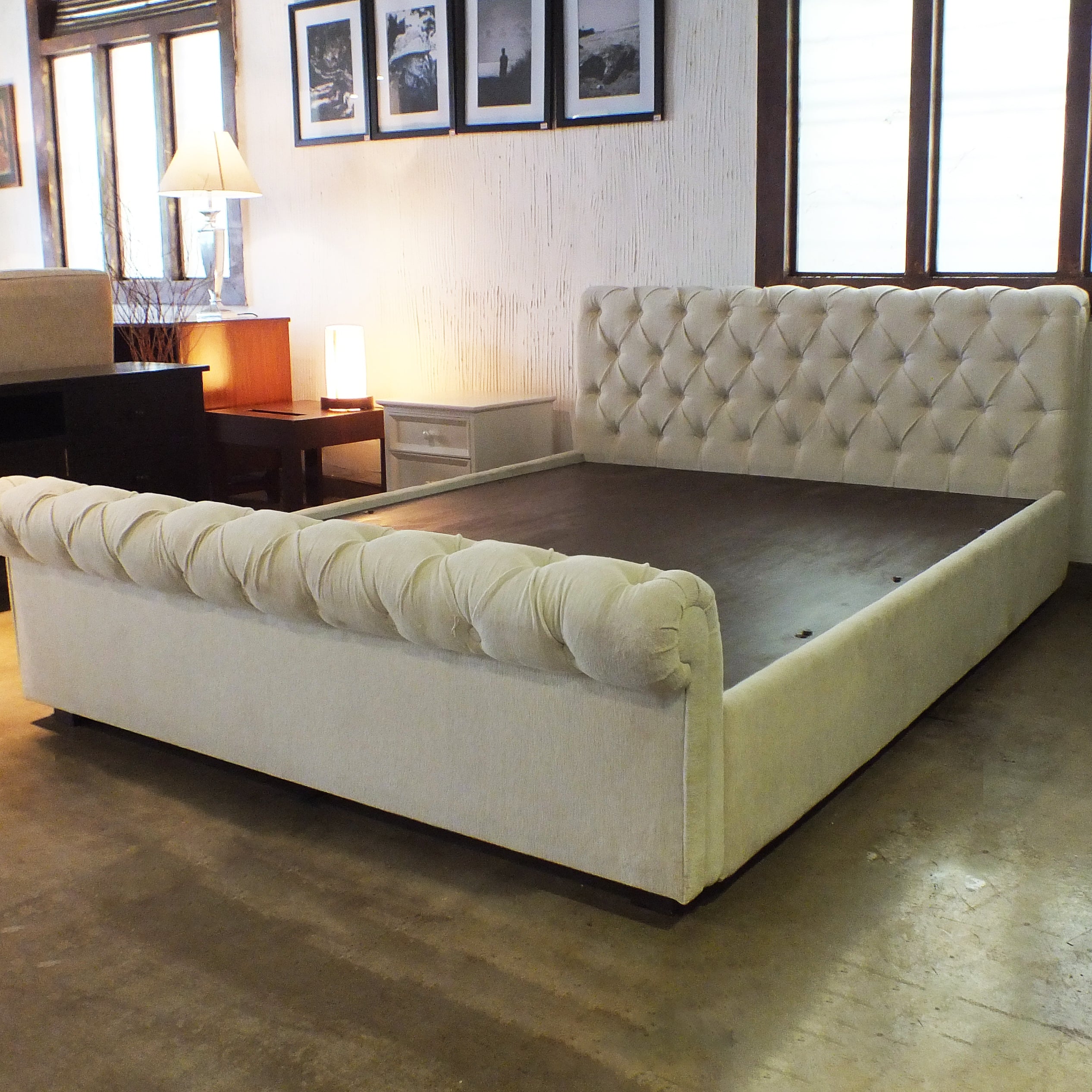 Churchill Bed-Hydraulic Storage