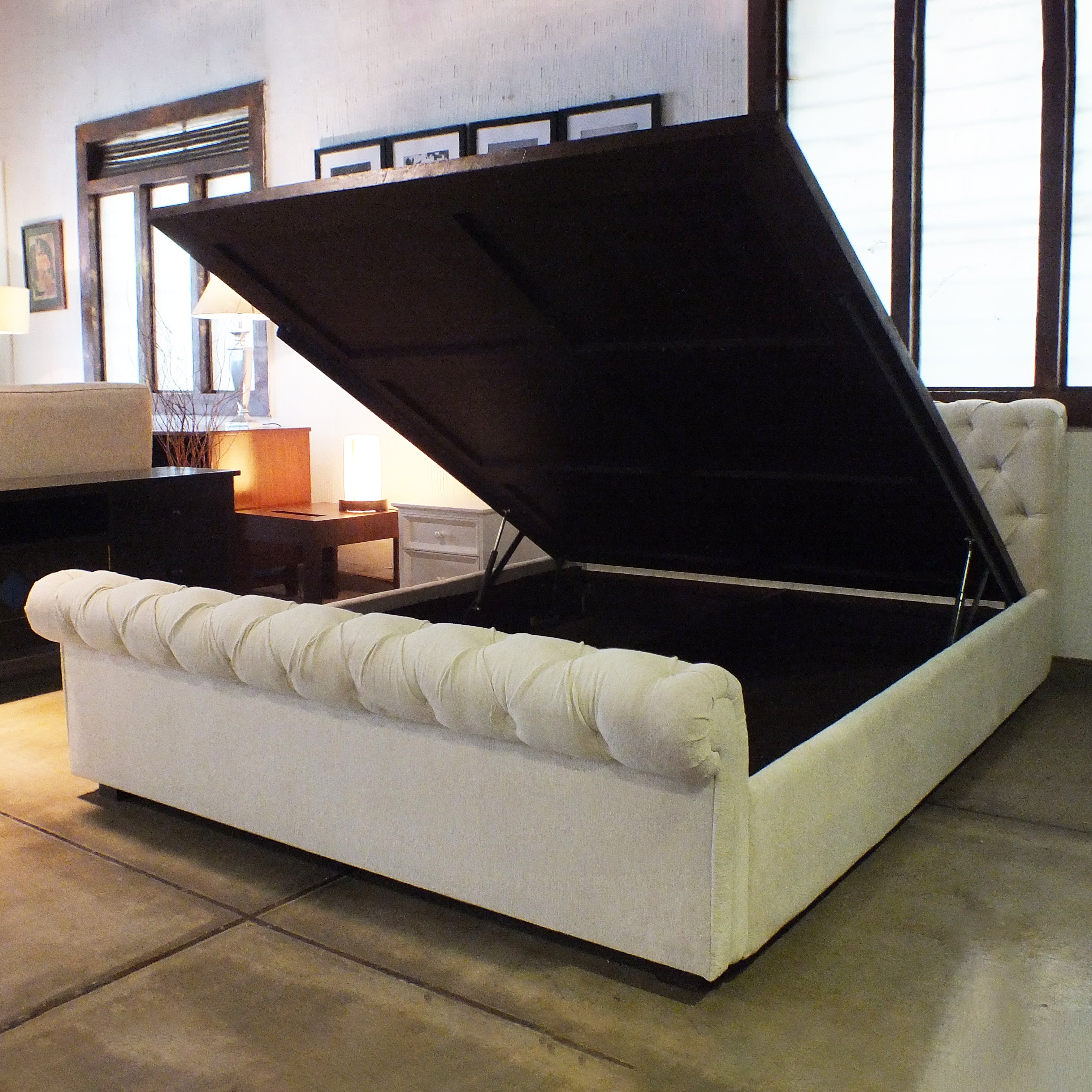 Churchill Bed-Hydraulic Storage