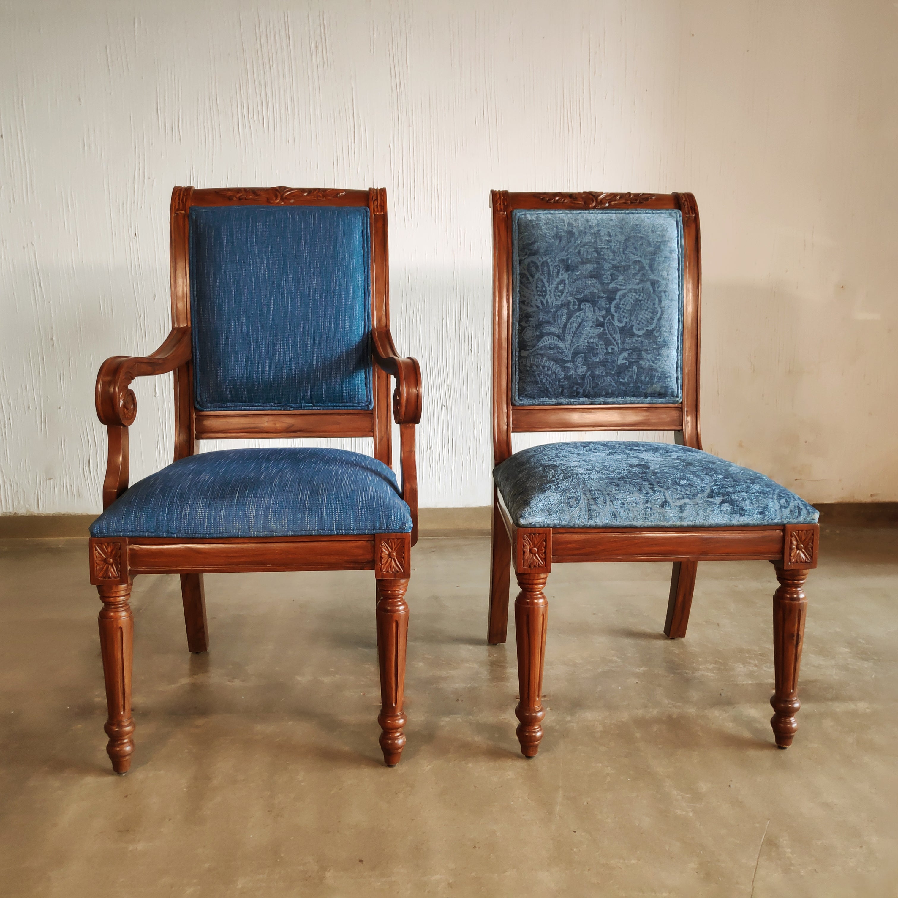 Graceland dining chair with arms