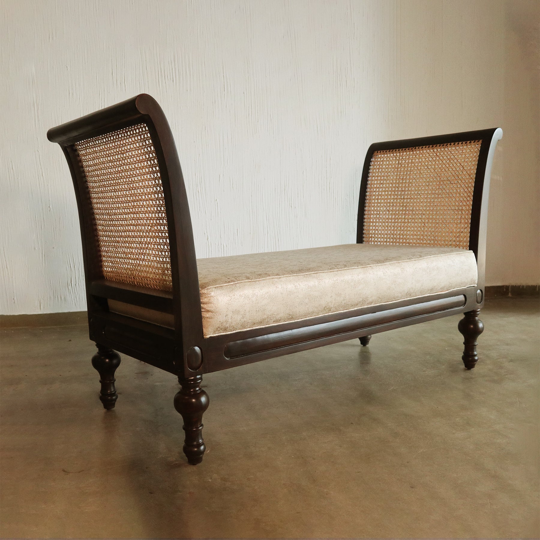 Lady Bird Chaise- 2 Seater