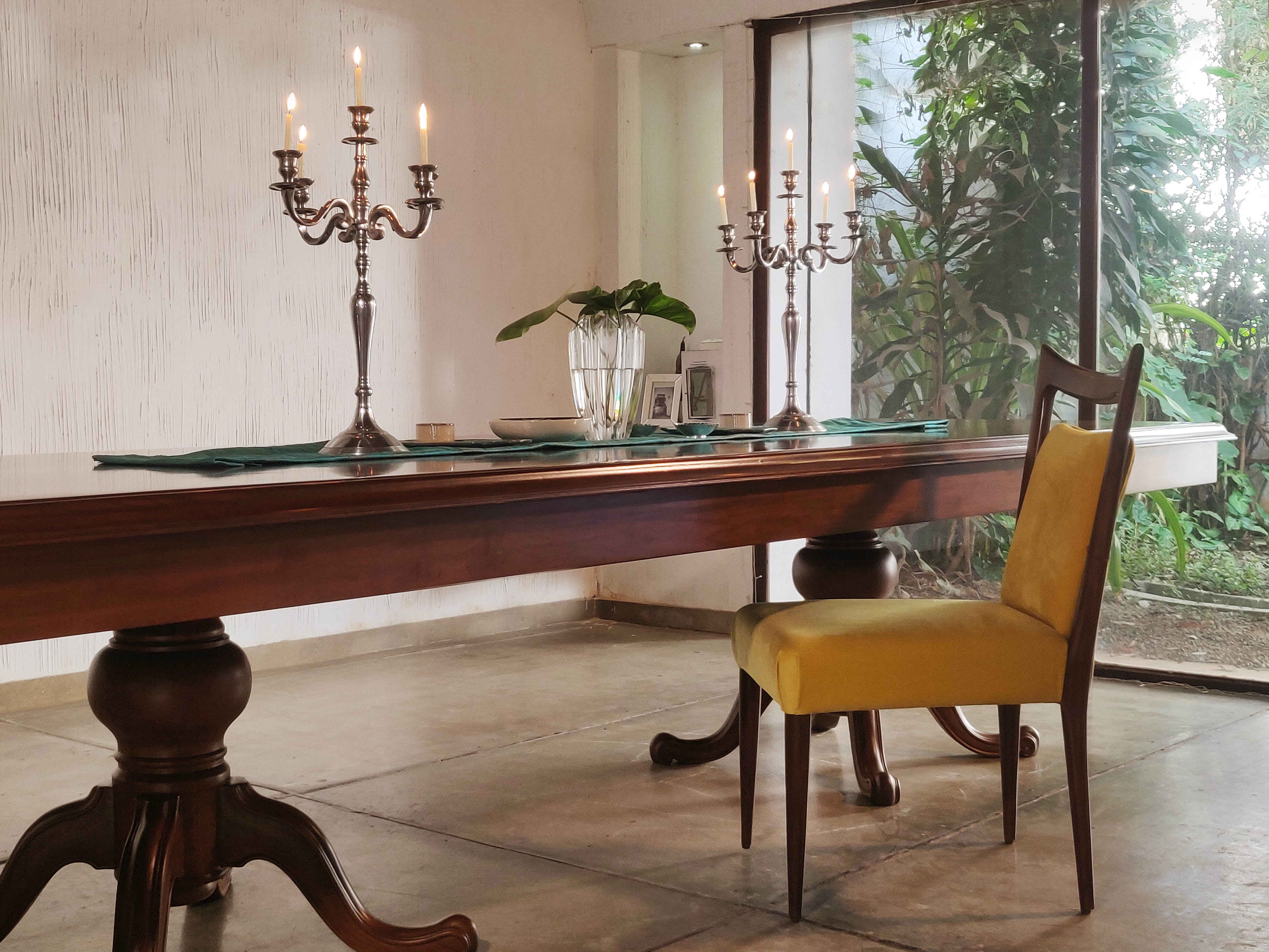 Palm Court Dining Table