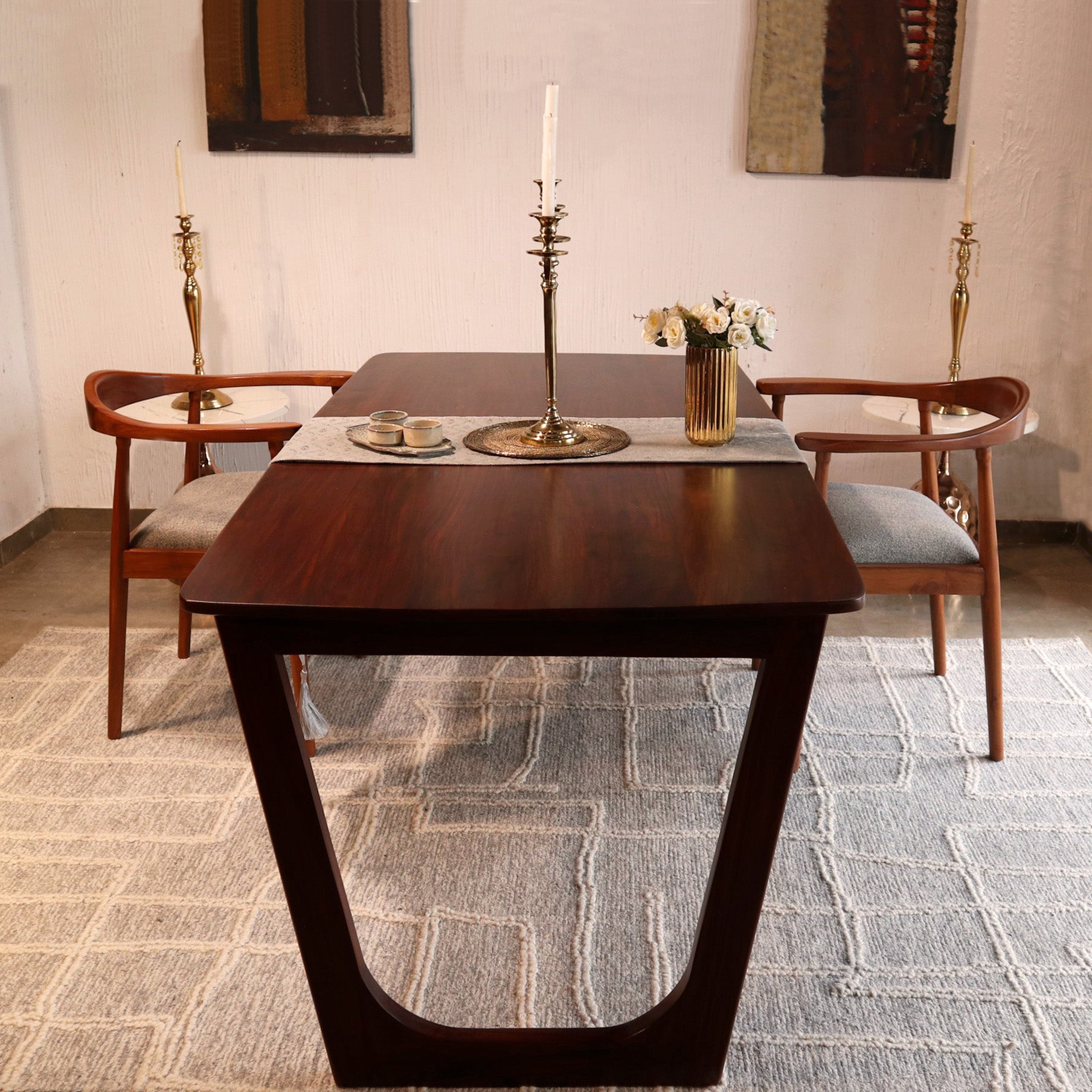 Willowbrook Dining Table